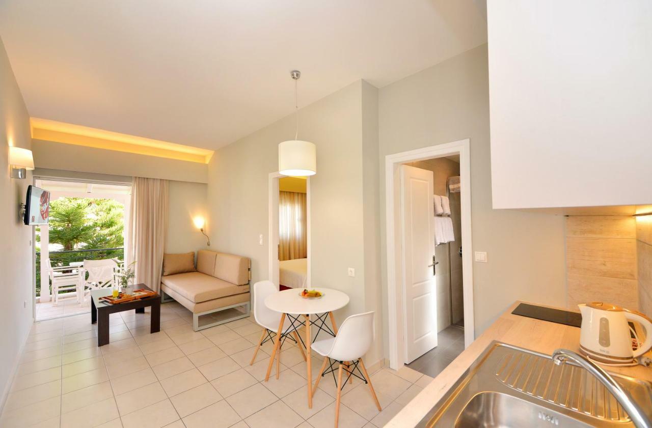 Theoxenia Hotel Apartments Chrani Exterior foto