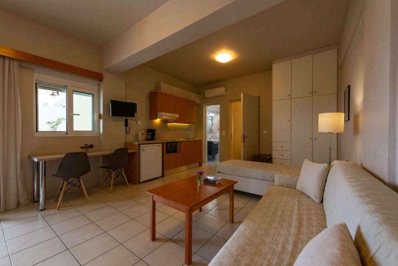 Theoxenia Hotel Apartments Chrani Exterior foto